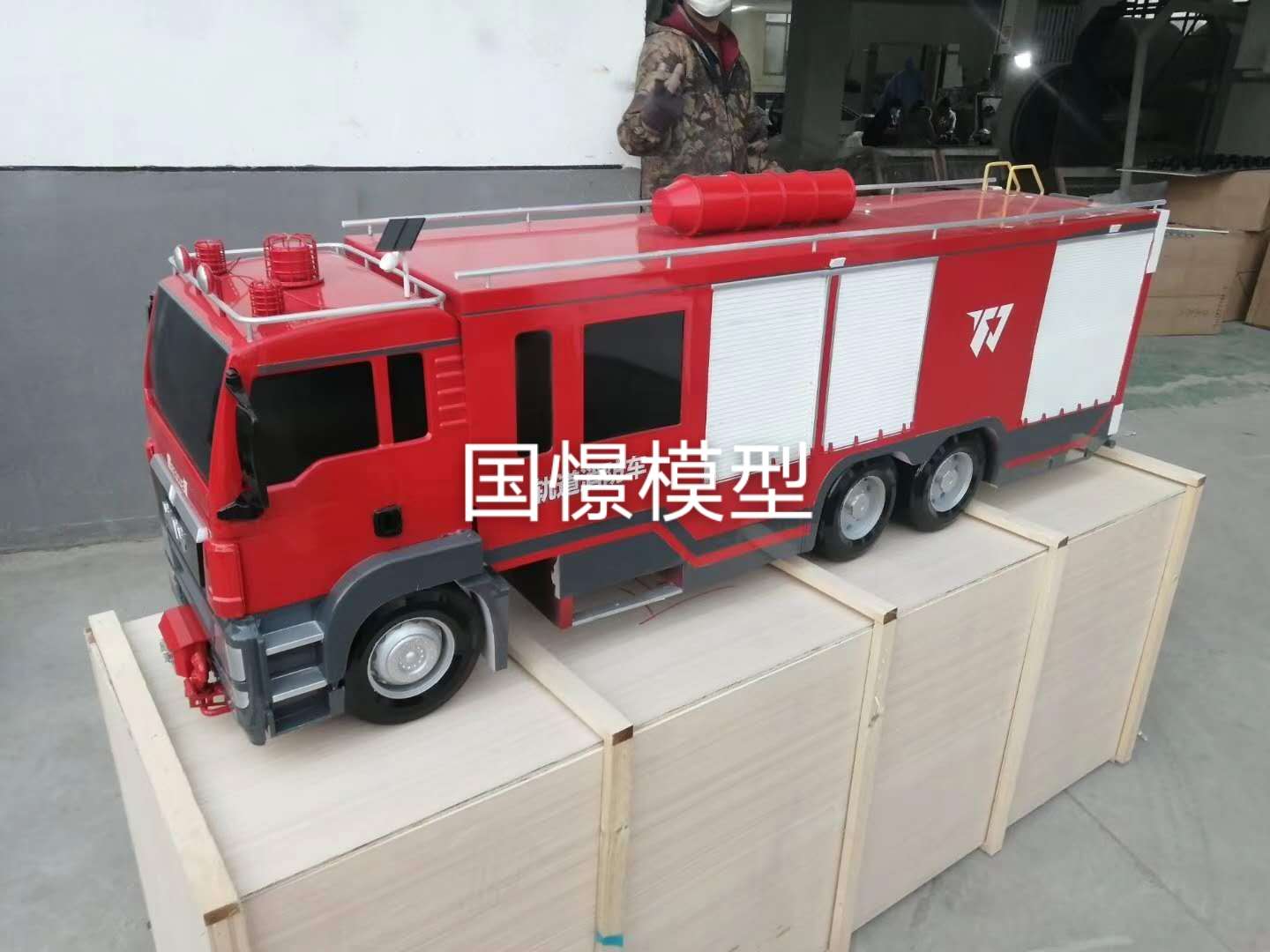 阿克苏车展车模